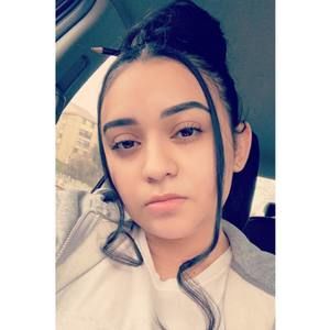 Meet your Posher, Kiki